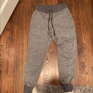 grey athleta sweatpants